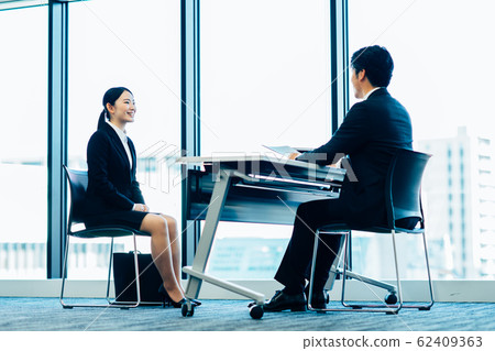 Interview Interview 62409363