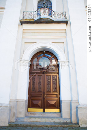 neighborhood of the old church in Lutsk, Ukraine 62415264