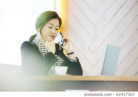 Business woman, business, CEO, President, representative, office, office, office, company Business woman, business, CEO, President, representative, office, office, office, company 62417567