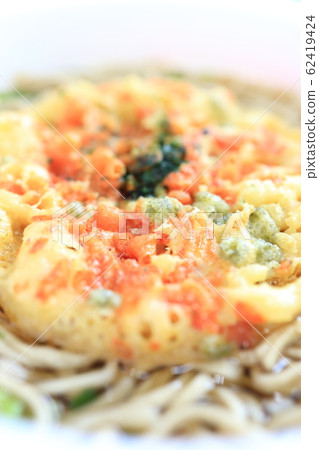 Delicious cup tempura soba Delicious cup tempura soba 62419424