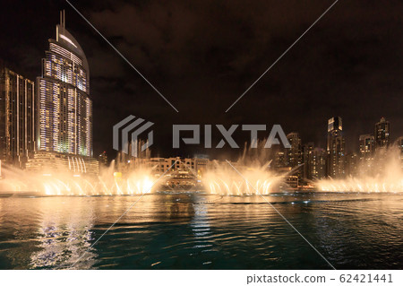 dancing fountains in Dubai in night time 62421441