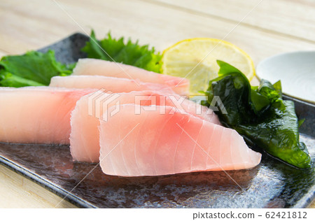 長鰭金槍魚生魚片 長鰭金槍魚生魚片 62421812