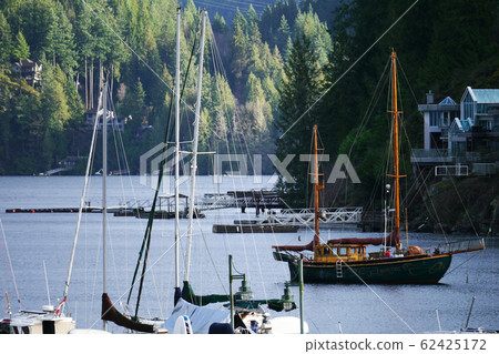 a town with ocean view 62425172