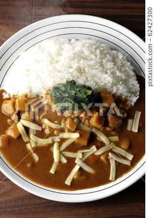 Hot spinach cheese curry Hot spinach cheese curry 62427300