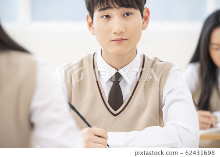 學生校服 62431698