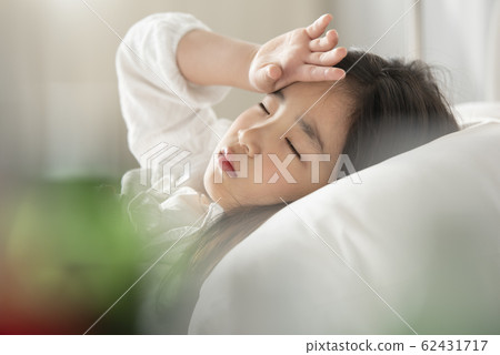 Hospitalized children 62431717