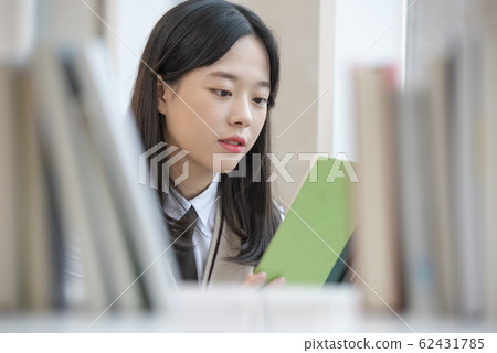 學生校服 62431785