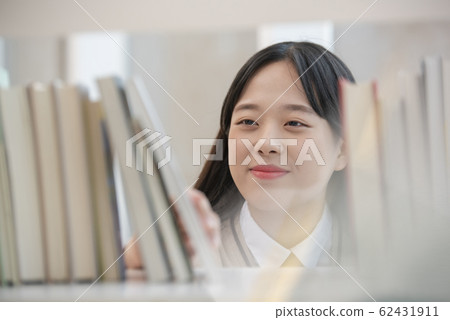 學生校服 62431911