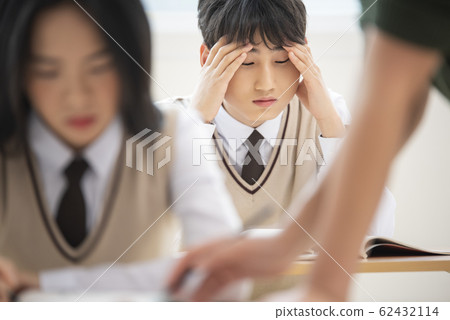 Student school uniform Student school uniform 62432114