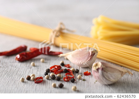 Various types of pasta 62436570