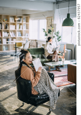 女人的生活方式 62437957