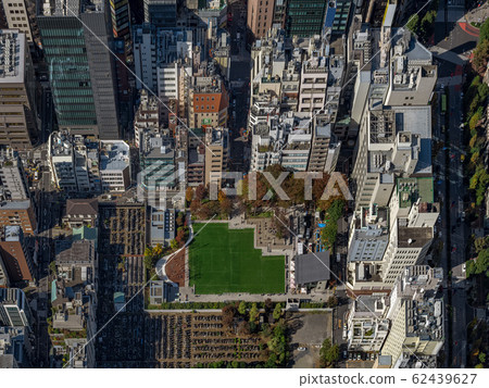 Minami Ikebukuro Park, an oasis in the city center 62439627