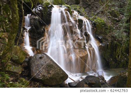 Tomei Ring Waterfall (Shiraku-cho, Koka-shi, Shiga) Tomei Ring Waterfall (Shiraku-cho, Koka-shi, Shiga) 62442763