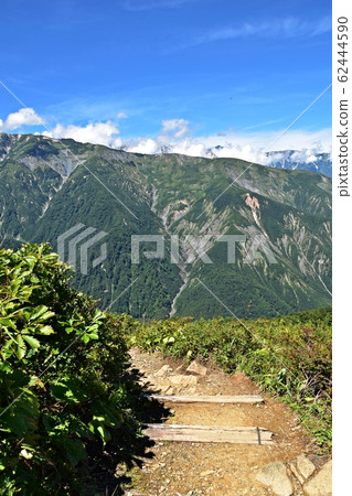 Summer Hakuba Goryu Ski Resort Mountain trails and superb views of the Northern Alps Summer Hakuba Goryu Ski Resort Mountain trails and superb views of the Northern Alps 62444590