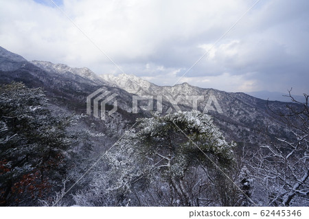 National Park, North Hansan, and Trails National Park, North Hansan, and Trails 62445346