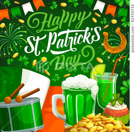 Patricks Day Irish green clovers, beer, gold coins 62450316