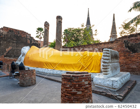 Thailand Ayutthaya Ruins Wat Yai Chai Mongkol Thailand Ayutthaya Ruins Wat Yai Chai Mongkol 62450432