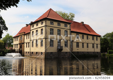 Strunkede Castle. Herne city, Germany Strunkede Castle. Herne city, Germany 62456094