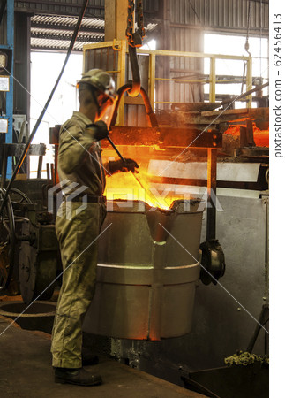 Blast furnace, melting work, manufacturing factory, town factory, image material, dangerous work 62456413