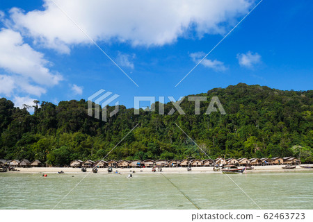 The Moken Sea Gypsy Village at Koh Surin on the Mu Ko Surin National Park, Surin Islands of Thailand. 62463723