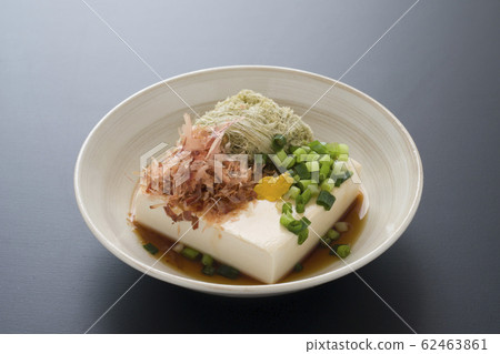 Simmered tofu Simmered tofu 62463861