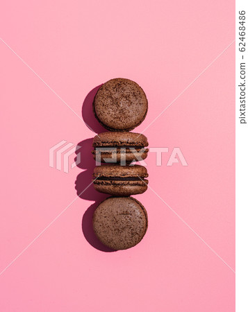 Macarons on pink, copy space, hard light 62468486