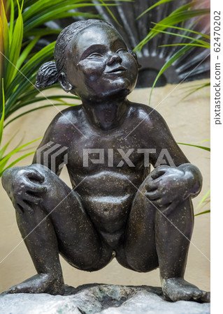 Pissing Girl statue in Brussels Belgium 62470202