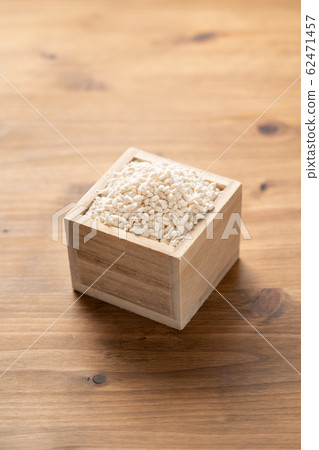 Malted rice  62471457