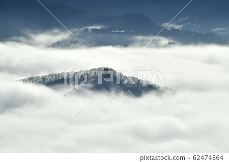 Sea of clouds and ridges from Hotosan to Chichibu Basin Sea of clouds and ridges from Hotosan to Chichibu Basin 62474864