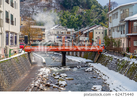 Yumura hot spring with snow scene Yumura hot spring with snow scene 62475440