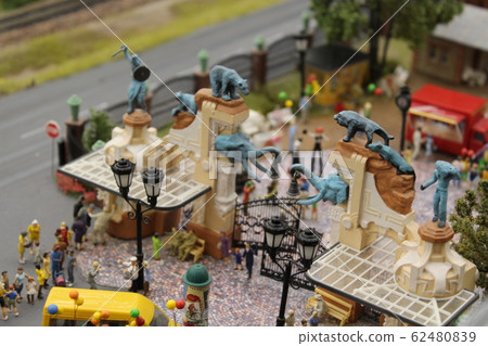 Toy city in a small size, very beautiful 62480839
