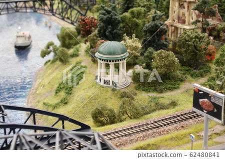 Toy city in a small size, very beautiful 62480841