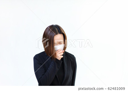 戴著面具的女人 62481009