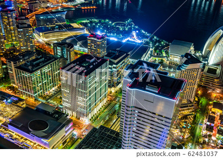 夜晚的城市風光 62481037