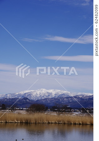 Lake Hyogo with little snow Lake Hyogo with little snow 62482099
