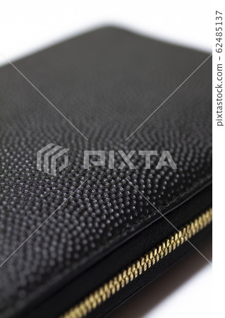 黑色皮革錢包拉鍊[白色背景] 62485137