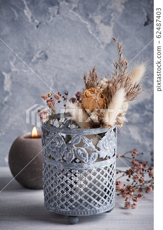 Bouquet of dry flowers in tin vase Bouquet of dry flowers in tin vase 62487403