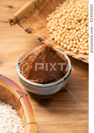 Red miso 62493600