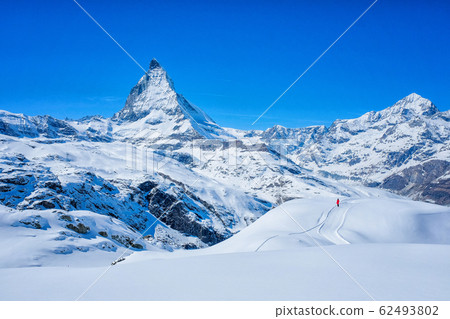 Panoramic beautiful view of snow mountain Panoramic beautiful view of snow mountain 62493802