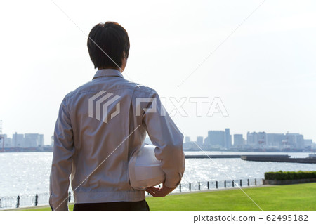 Business Manufacture Men Businessmen Business Manufacture Men Businessmen 62495182