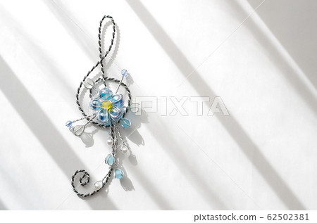 Treble clef ornament Treble clef ornament 62502381