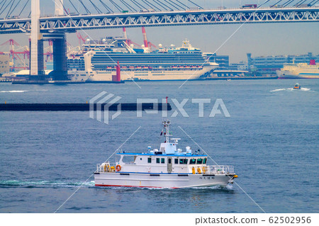 Yokohama cityscape in Japan A cruise ship with a new type of pneumonia, Daikoku Wharf and "isolation inside" continues (Tsuku spring in front) = taken on the 14th 62502956