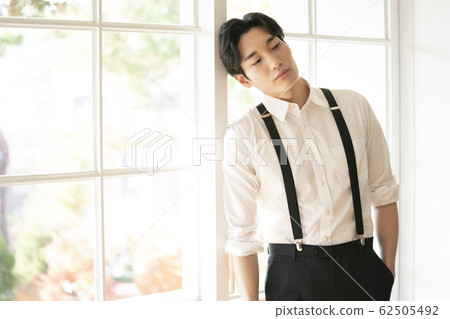 時尚的商人 62505492