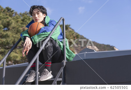 Sports men lively Sports men lively 62505501