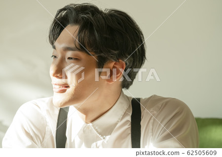 室內的商人 室內的商人 62505609