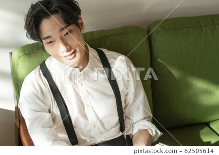 室內的商人 室內的商人 62505614