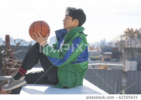Sports men lively Sports men lively 62505635