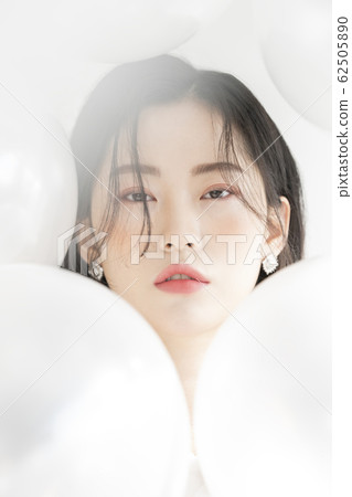 美麗女人化妝 美麗女人化妝 62505890