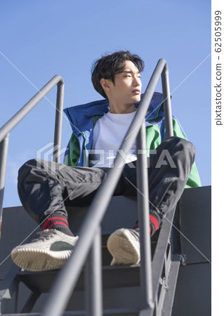 Sports men lively Sports men lively 62505999