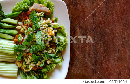 Top view, Thai spicy minced pork saladnwith space 62511634